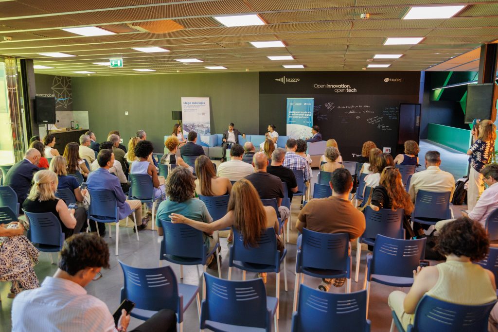 Público en un evento de La Lonja de la Innovación.